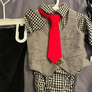 Brand new newborn suit with pants